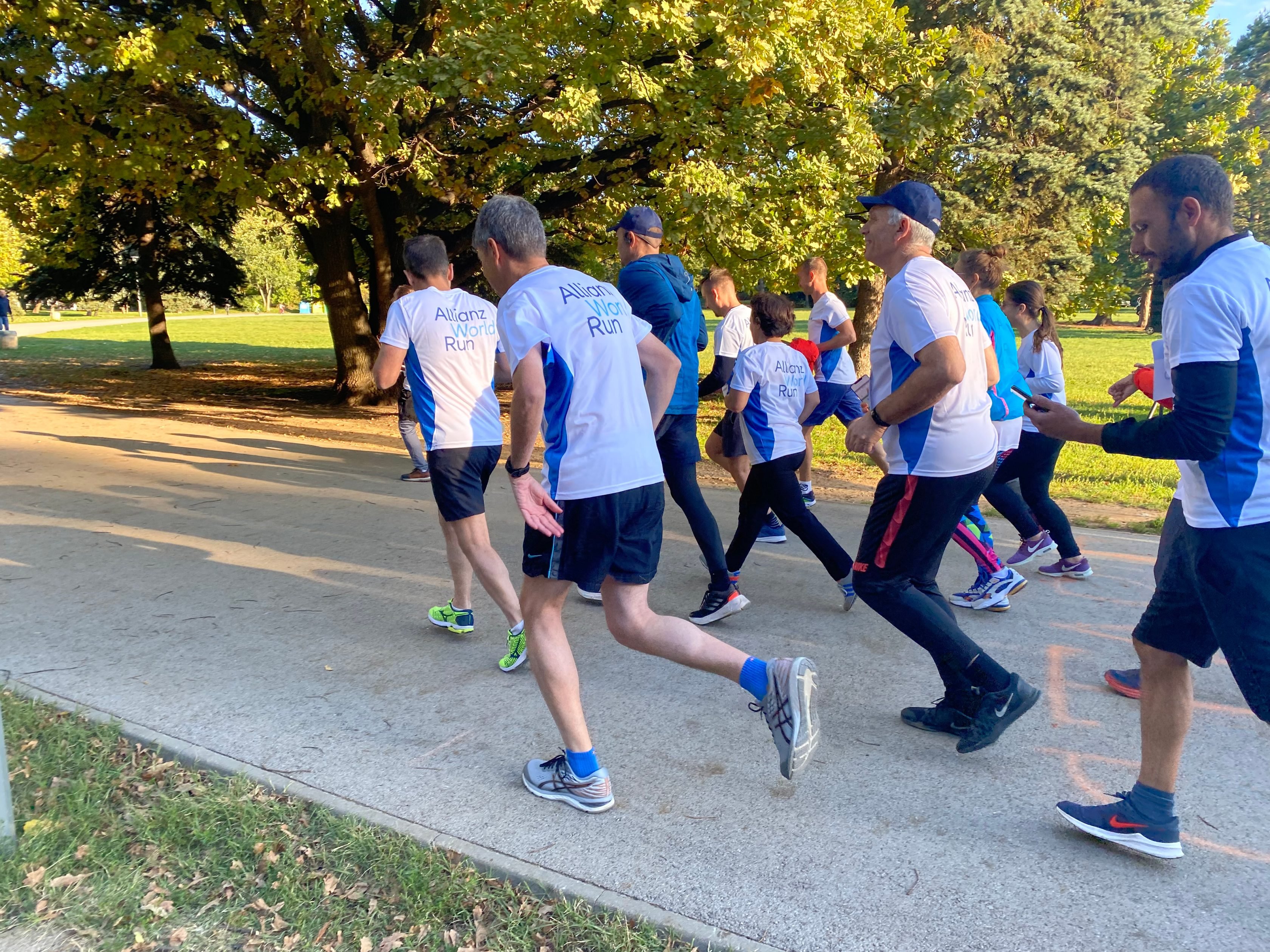 people running