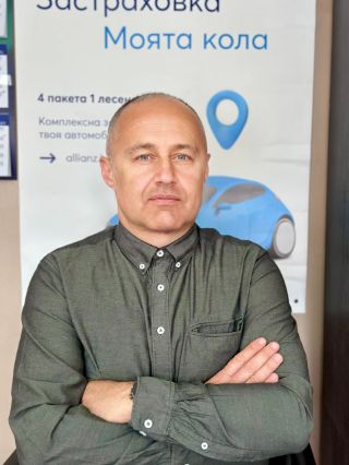 Шенол Чаушев